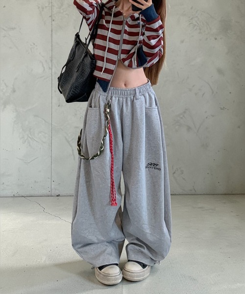 mushwear(マッシュウェア)の「ロープチェーン付き ワイドスウェットパンツ(スウェットパンツ・メンズ・グレー/ブラック・SMALL/X-LARGE/MEDIUM/LARGE)」の9枚目の写真