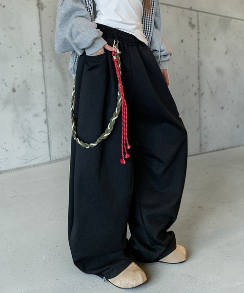 mushwear(マッシュウェア)の「ロープチェーン付き ワイドスウェットパンツ(スウェットパンツ・メンズ・グレー/ブラック・SMALL/X-LARGE/MEDIUM/LARGE)」の15枚目の写真