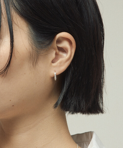 Firsthand（ファーストハンド）の「Firsthand/ファーストハンド ストーンフープピアス / 両耳用（ピアス（両耳用）・レディース・ゴールド/シルバー・ONE SIZE）」の6枚目の写真