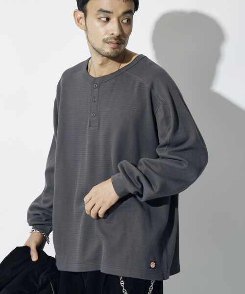 RED KAP（レッドキャップ）の「RED KAP/レッドキャップ 別注 サーマル ヘンリーネック ロングスリーブ Tシャツ（Tシャツ/カットソー・メンズ・チャコールグレー/ブラック/ホワイト/オリーブ・MEDIUM/SMALL/LARGE）」の3枚目の写真