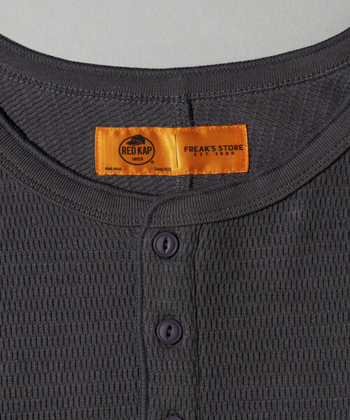 RED KAP（レッドキャップ）の「RED KAP/レッドキャップ 別注 サーマル ヘンリーネック ロングスリーブ Tシャツ（Tシャツ/カットソー・メンズ・チャコールグレー/ブラック/ホワイト/オリーブ・MEDIUM/SMALL/LARGE）」の10枚目の写真