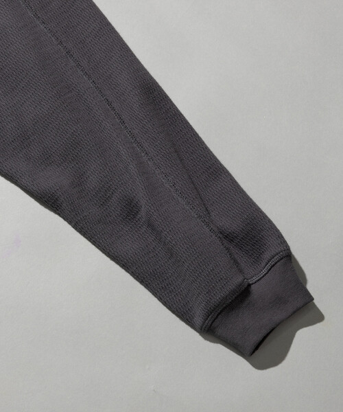 RED KAP（レッドキャップ）の「RED KAP/レッドキャップ 別注 サーマル ヘンリーネック ロングスリーブ Tシャツ（Tシャツ/カットソー・メンズ・チャコールグレー/ブラック/ホワイト/オリーブ・MEDIUM/SMALL/LARGE）」の11枚目の写真