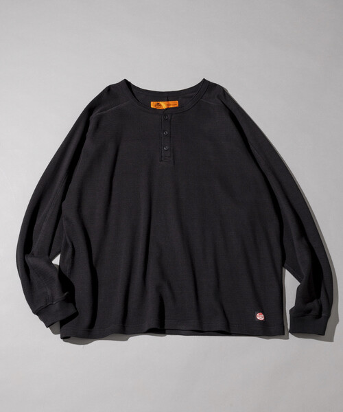 RED KAP（レッドキャップ）の「RED KAP/レッドキャップ 別注 サーマル ヘンリーネック ロングスリーブ Tシャツ（Tシャツ/カットソー・メンズ・チャコールグレー/ブラック/ホワイト/オリーブ・MEDIUM/SMALL/LARGE）」の17枚目の写真