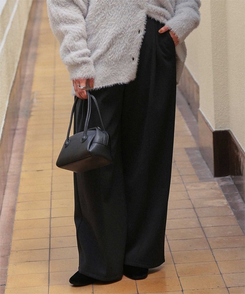 titivate(ティティベイト)の「裏起毛センタープレスワイドパンツ(その他パンツ・レディース・アイボリー/キャメル/ネイビー/ブラック・L/S/M)」の3枚目の写真