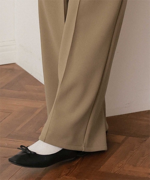titivate(ティティベイト)の「裏起毛センタープレスワイドパンツ(その他パンツ・レディース・アイボリー/キャメル/ネイビー/ブラック・L/S/M)」の19枚目の写真