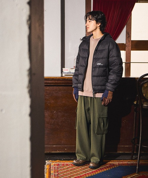 niko and...（ニコアンド）の「ショート中綿フードブルゾン（ブルゾン・メンズ・レッド/グリーン/ブラック・MEDIUM/LARGE）」の5枚目の写真