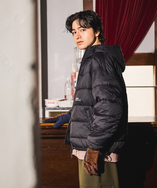 niko and...（ニコアンド）の「ショート中綿フードブルゾン（ブルゾン・メンズ・レッド/グリーン/ブラック・MEDIUM/LARGE）」の7枚目の写真