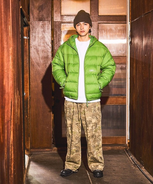 niko and...（ニコアンド）の「ショート中綿フードブルゾン（ブルゾン・メンズ・レッド/グリーン/ブラック・MEDIUM/LARGE）」の14枚目の写真