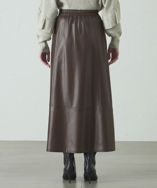 CAST:（キャストコロン）の「【着回し抜群/イージーケア】フェイクレザースカート（スカート・レディース・ブラック/ブラウン系その他5・L/S/M）」の8枚目の写真