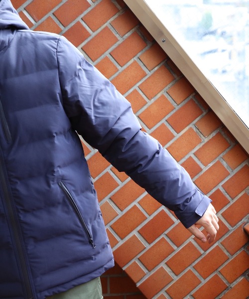 ８(eight)（エイト）の「ダウン混シームレスジャケット（ダウンジャケット/コート・メンズ・チャコールグレー/ブラック/ネイビー・SMALL/MEDIUM/LARGE/XX-LARGE/X-LARGE）」の19枚目の写真