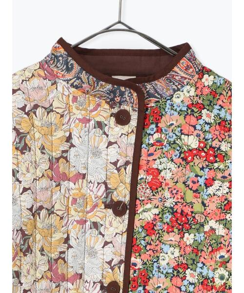 TSUHARU by Samansa Mos2（ツハルバイサマンサモスモス）の「【LIBERTY】パッチワークキルトジャケット（ノーカラージャケット・レディース・キナリ/レッド・F）」の8枚目の写真