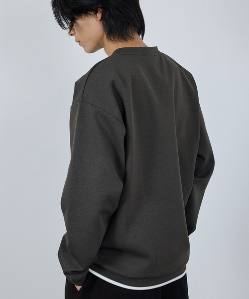 URBAN COLLECTION（アーバンコレクション）の「URBAN COLLECTION Air Smoosy 全方向ストレッチ フェイククルートレーナー（スウェット・メンズ・チャコールグレー/ブラウン/ライトグレー/パープル・XL/L/M/S）」の5枚目の写真