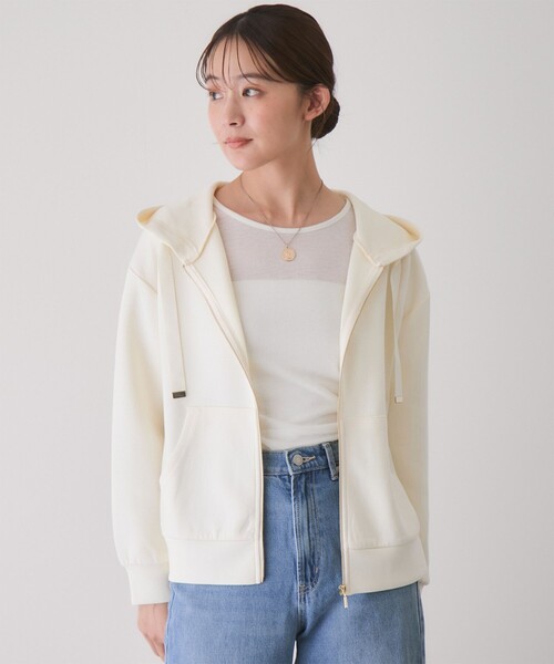 Jayro(ジャイロ)の「ダンボール抜襟フルZIPフーディ(カーディガン/ボレロ・レディース・ダークブラウン/ホワイト系その他/グレー/チャコールグレー・M)」の5枚目の写真