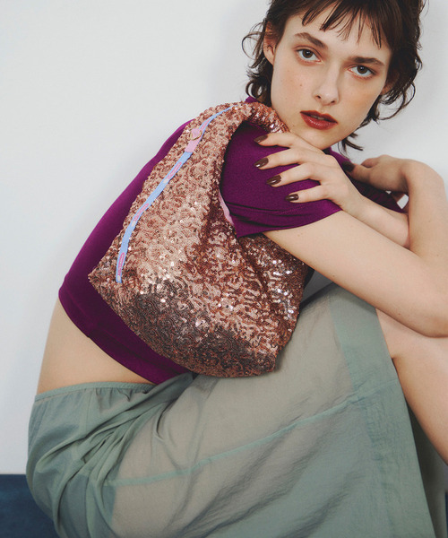 LeSportsac(レスポートサック)の「SM MARCHE BAG ローズプラネット(ショルダーバッグ・レディース・ピンク・FREE)」の3枚目の写真