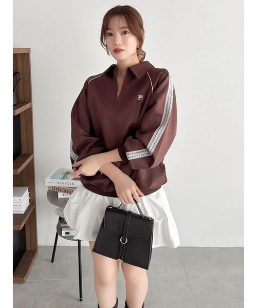 dazzlin（ダズリン）の「【FILA別注】シャツカラーカットプルオーバー（Tシャツ/カットソー・レディース・オフホワイト/ネイビー/ブラウン・FREE）」の4枚目の写真