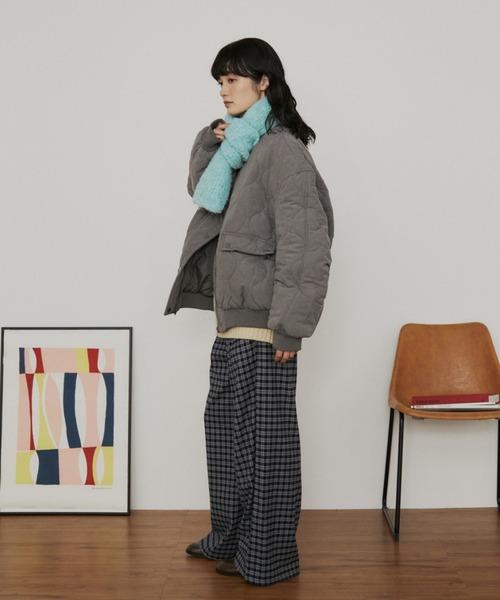 MERLOT（メルロー）の「ドライタッチ中綿キルティングバルーンブルゾン（ブルゾン・レディース・ベージュ/グレー・FREE）」の11枚目の写真