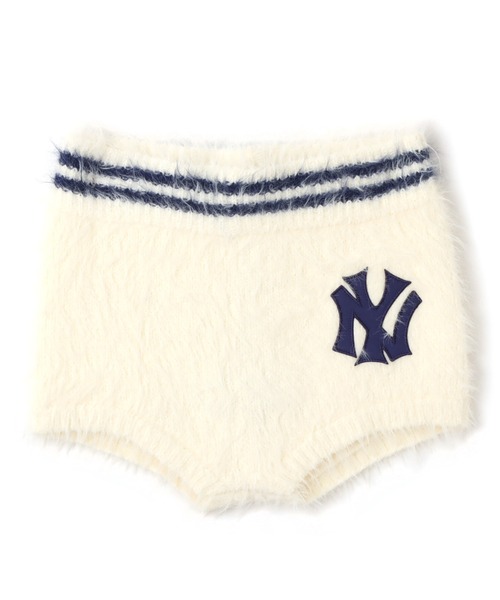 MLB（メジャーリーグベースボール）の「atmos pink MLB Shaggy Knit Short Pants / アトモス ピンク MLB シャギー ニット ショート パンツ 【SP】（その他パンツ・レディース・ホワイト/ブラウン/ネイビー・FREE）」の3枚目の写真