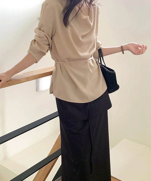 leune(ルネ)の「ウエストリボンドレープブラウス(シャツ/ブラウス・レディース・ブラウン/ベージュ/オフホワイト・FREE)」の9枚目の写真