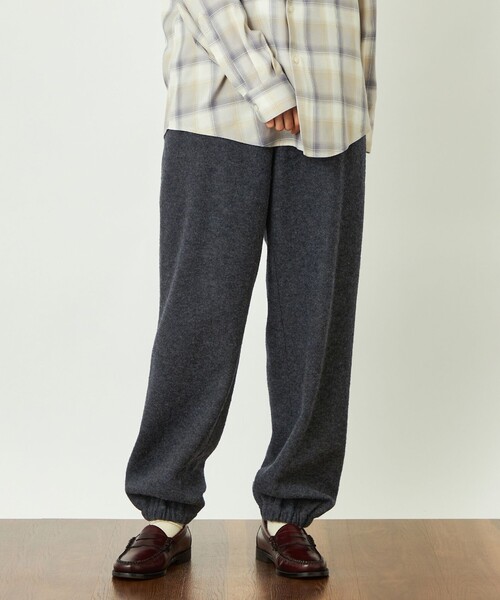 MACKINTOSH PHILOSOPHY(マッキントッシュ フィロソフィー)の「GREY LABEL ウールブークレイージーパンツ(スウェットパンツ・レディース・チャコールグレー/ホワイト系その他・2/6)」の1枚目の写真