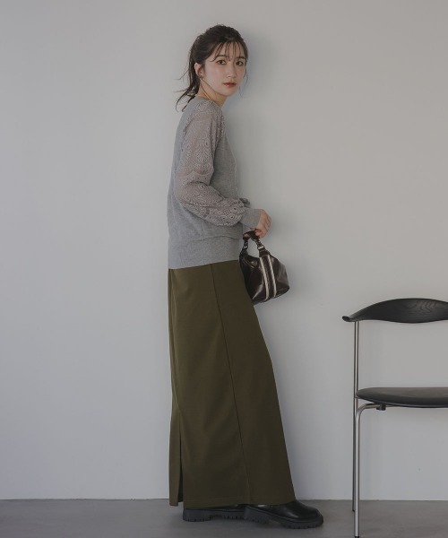 slattgir(スラットジール)の「高身長 袖レースニットプルオーバー(トールサイズ)Essenave(ニット/セーター・レディース・ブラック/杢グレー/モカ・TM/TL/TLL/T3L/T5L/T4L)」の8枚目の写真