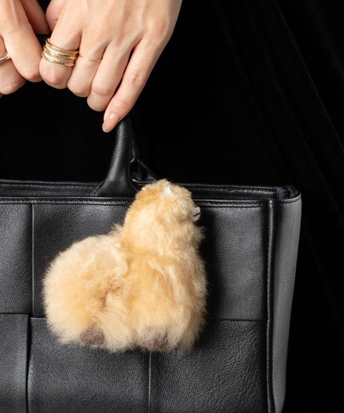 COSY（コージー）の「COSY Minimini Alpaca コージー ミニミニ アルパカ キーリング チャーム（チャーム・レディース・ホワイト系1/ベージュ系1/グレー系1・FREE）」の5枚目の写真