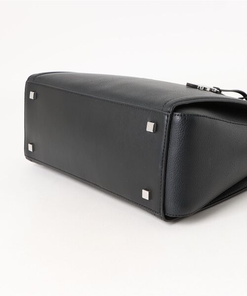 MICHAEL KORS(マイケルコース)の「LAILA レザー サッチェル ミディアム(ハンドバッグ・レディース・ブラック・FREE)」の8枚目の写真