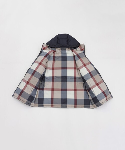 BLUE LABEL CRESTBRIDGE(ブルーレーベルクレストブリッジ)の「【10th ANNIVERSARY】【はっ水】ストレッチタフタリバーシブルダウンコート(ダウンジャケット/コート・レディース・ネイビー/ベージュ/ブラック・36/38/40)」の20枚目の写真