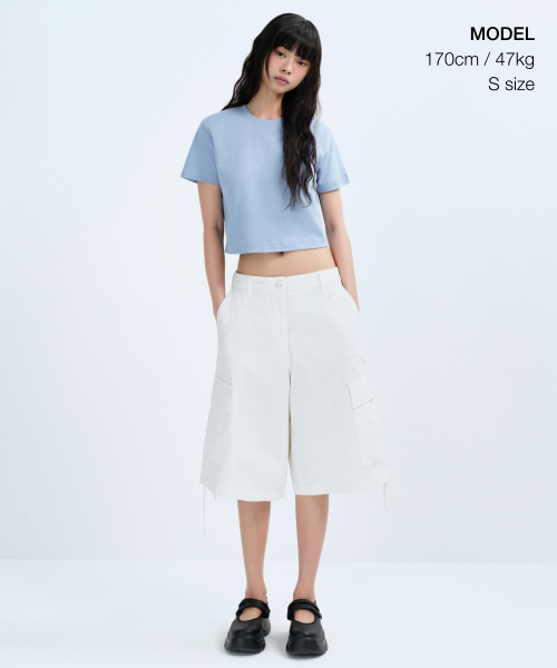 MUSINSA STANDARD WOMAN（ムシンサスタンダードウーマン）の「ウィメンズクルーネッククロップTシャツ[スカイブルー]（Tシャツ/カットソー・レディース・その他・SMALL/MEDIUM/LARGE/X-LARGE/X-SMALL）」の2枚目の写真