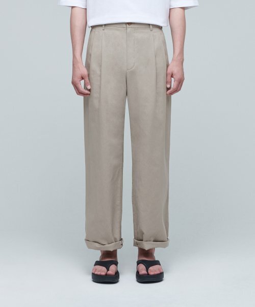 MUSINSA STANDARD(ムシンサスタンダード)の「コットンリネンツータックワイドパンツ【ベージュ】(その他パンツ・メンズ・その他・38/36/34/32/30/31/33/26/27/28/29)」の3枚目の写真