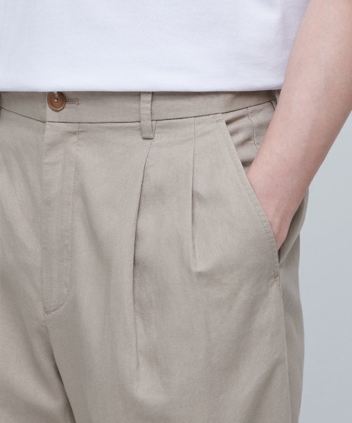 MUSINSA STANDARD(ムシンサスタンダード)の「コットンリネンツータックワイドパンツ【ベージュ】(その他パンツ・メンズ・その他・38/36/34/32/30/31/33/26/27/28/29)」の6枚目の写真