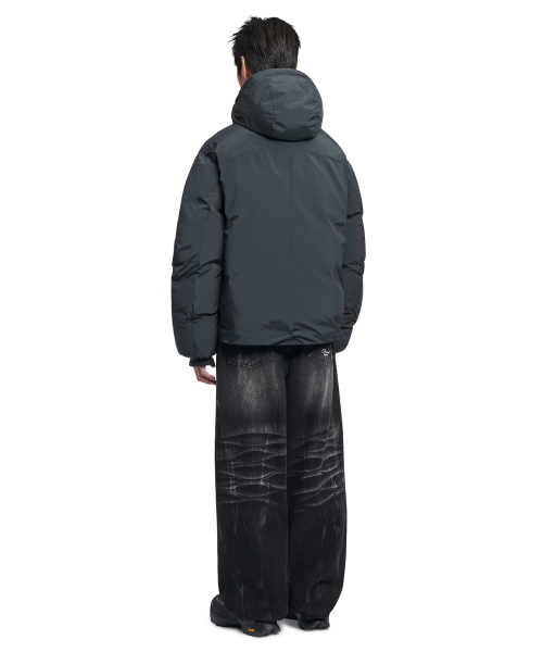 NOMANUAL(NOMANUAL)の「CLOUD SHELL DUCK DOWN - CHARCOAL(ダウンジャケット/コート・レディース・その他・X-LARGE/SMALL/MEDIUM/LARGE)」の4枚目の写真