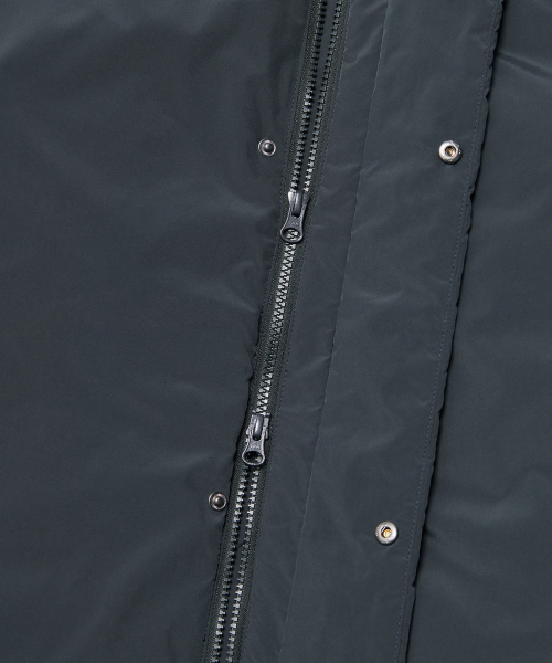 NOMANUAL(NOMANUAL)の「CLOUD SHELL DUCK DOWN - CHARCOAL(ダウンジャケット/コート・レディース・その他・X-LARGE/SMALL/MEDIUM/LARGE)」の7枚目の写真