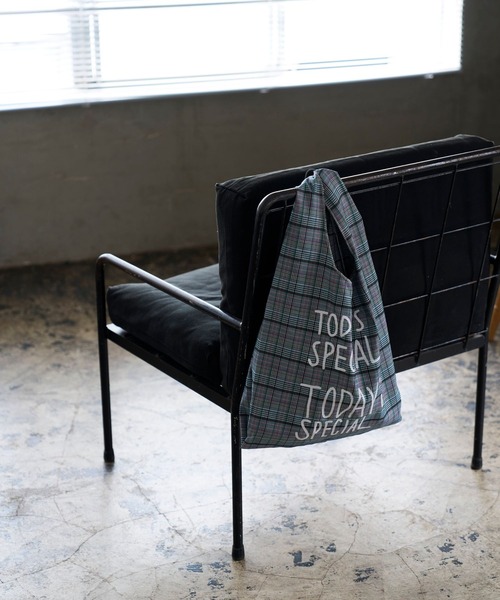 TODAY'S SPECIAL（トゥデイズスペシャル）の「【TODAY'S SPECIAL】CHECK MARCHE BAG M /618992（エコバッグ/サブバッグ・レディース・グレー/ブラウン・FREE）」の6枚目の写真