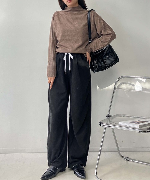 AS KNOW AS plus（アズノゥアズプラス）の「♪エポーレットショルダー もちもちニットプルオーバー（ニット/セーター・レディース・ブラック/杢グレー/ブルー/レッド/モカ・FREE）」の11枚目の写真