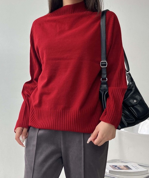 AS KNOW AS plus（アズノゥアズプラス）の「♪エポーレットショルダー もちもちニットプルオーバー（ニット/セーター・レディース・ブラック/杢グレー/ブルー/レッド/モカ・FREE）」の13枚目の写真