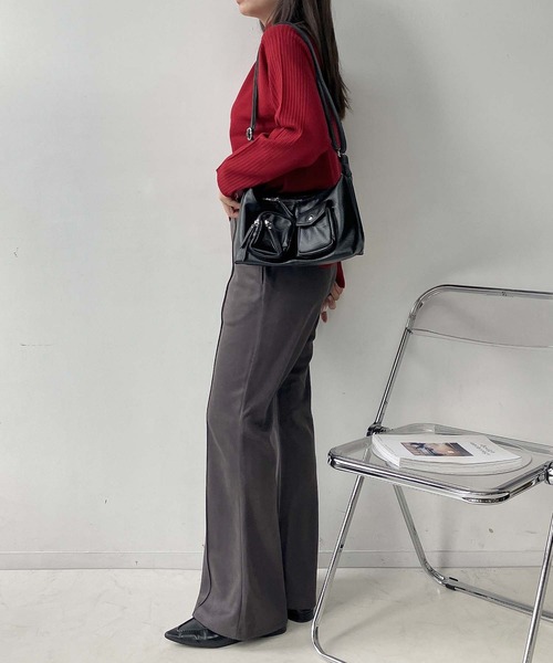 AS KNOW AS plus（アズノゥアズプラス）の「♪エポーレットショルダー もちもちニットプルオーバー（ニット/セーター・レディース・ブラック/杢グレー/ブルー/レッド/モカ・FREE）」の18枚目の写真