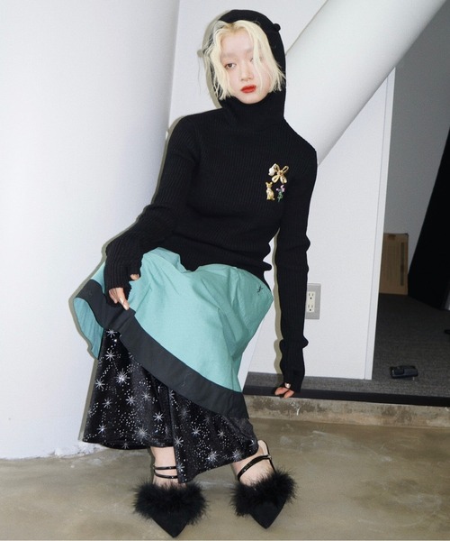 musubore(ムスボレ)の「knit hoodie with ears / 耳付きニットフーディー(ニット/セーター・レディース・ブラック/ベージュ/ライトグリーン・FREE)」の19枚目の写真