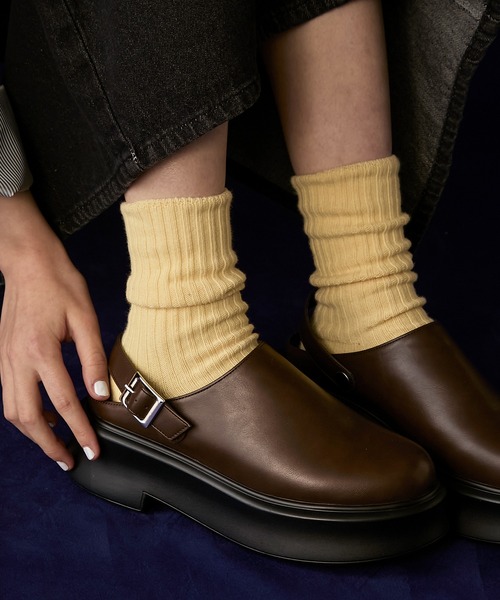 BONLECILL Marche(ボンルシールマルシェ)の「【BONLECILL Marche】ボリュームソールクロッグサボシューズ(スリッポン・レディース・ブラウン/ブラック・M/S/XL/L)」の2枚目の写真