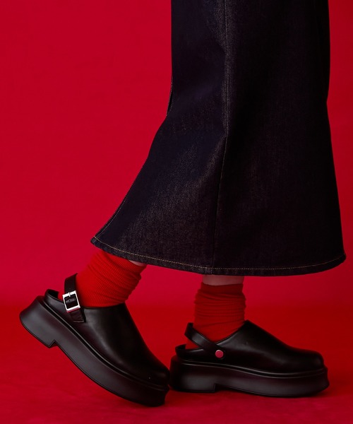 BONLECILL Marche(ボンルシールマルシェ)の「【BONLECILL Marche】ボリュームソールクロッグサボシューズ(スリッポン・レディース・ブラウン/ブラック・M/S/XL/L)」の6枚目の写真