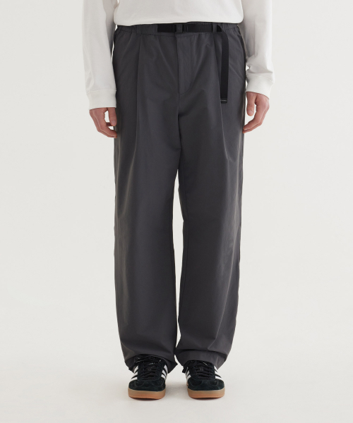 COVERNAT(カバーナット)の「レギュラーナイロンイージーパンツ チャコール(その他パンツ・レディース・その他・SMALL/MEDIUM/LARGE/X-LARGE/XX-LARGE)」の1枚目の写真