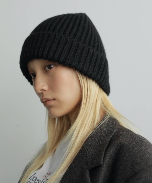 anuke（アンヌーク）の「anuke Lowgauge Knit Cap（ニットキャップ/ビーニー・レディース・ライトグレー/ブラック/ベージュ・FREE）」の2枚目の写真