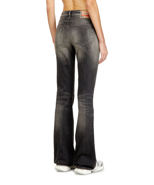 DIESEL(ディーゼル)の「ウィメンズ デニムパンツ 1969 D-EBBEY L.28(デニムパンツ・レディース・ブラック・23inch/25inch/24inch/26inch/27inch/28inch/29inch/30inch)」の6枚目の写真