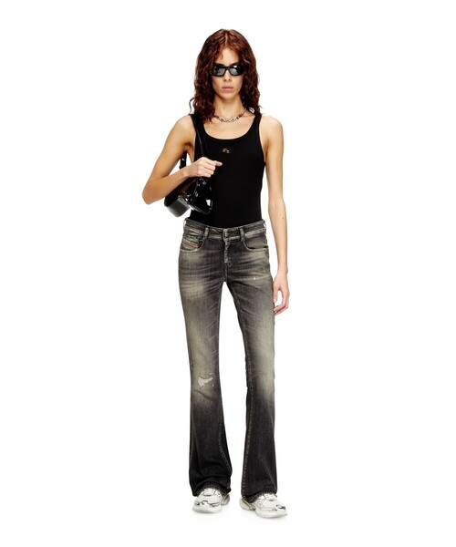 DIESEL(ディーゼル)の「ウィメンズ デニムパンツ 1969 D-EBBEY L.28(デニムパンツ・レディース・ブラック・23inch/25inch/24inch/26inch/27inch/28inch/29inch/30inch)」の4枚目の写真
