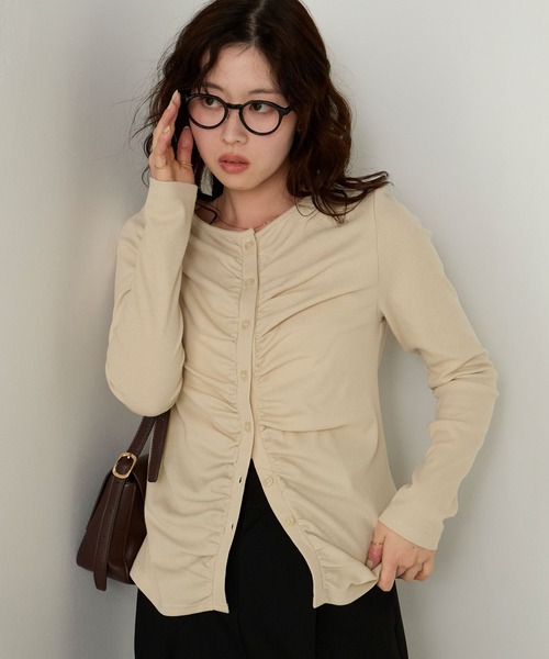 Cherir Mignon（シェリルミニョン）の「【Cherir Mignon】フロントギャザーリブカーディガン（カーディガン/ボレロ・レディース・アイボリー/ブラック/グレー/モカ・FREE）」の3枚目の写真