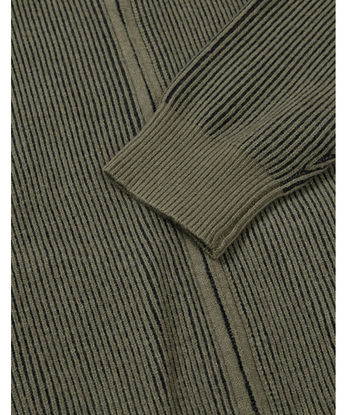 MMLG（エムエムエルジー）の「[Mmlg] TWO TONE HIGH NECK KNIT ZIPUP (OLIVE)（カーディガン/ボレロ・レディース・その他・SMALL/MEDIUM/LARGE/X-LARGE）」の6枚目の写真