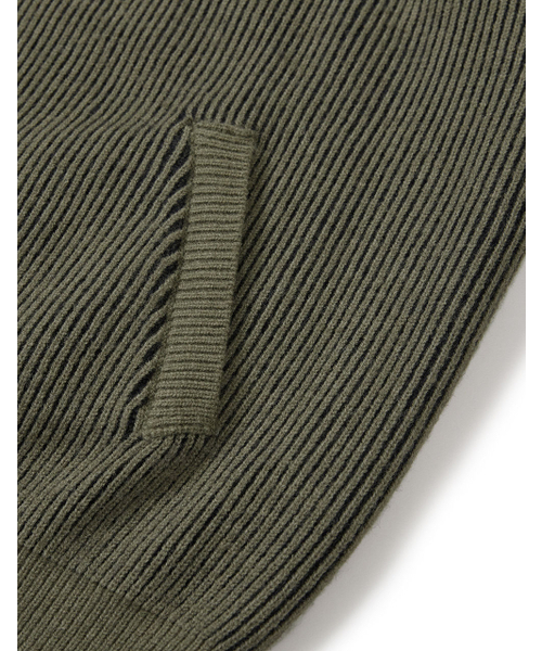 MMLG（エムエムエルジー）の「[Mmlg] TWO TONE HIGH NECK KNIT ZIPUP (OLIVE)（カーディガン/ボレロ・レディース・その他・SMALL/MEDIUM/LARGE/X-LARGE）」の7枚目の写真