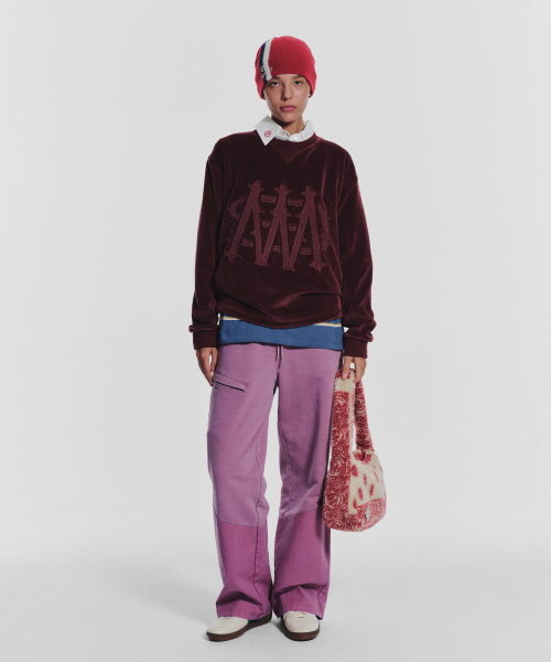 MENASOO（ミナス）の「Applique Velour Sweatshirt_Burgundy（スウェット・レディース・バーガンディー・F）」の8枚目の写真