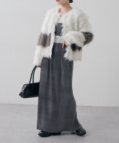 Lui's（ルイス）の「【高見え◎】ベロアプリーツタイトスカート（スカート・レディース・ブラック/チャコールグレー/ライトベージュ・36/38）」の10枚目の写真