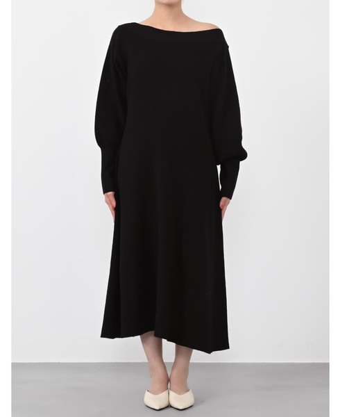 COHINA(コヒナ)の「パターンリブフレアニットワンピース 【低身長・小柄女性】(ワンピース・レディース・レッド/ブラウン/ブラック・SHORT/REGULAR)」の8枚目の写真