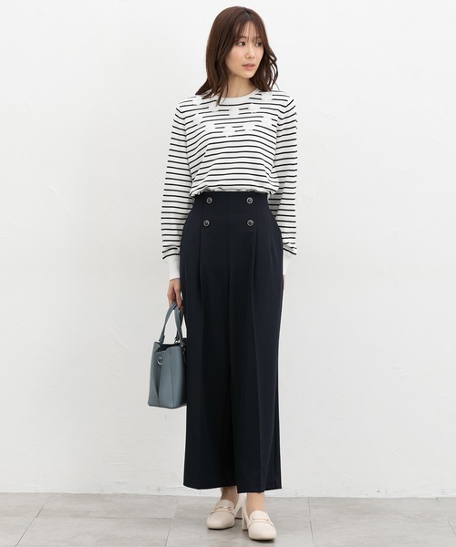 Honeys(ハニーズ)の「フラワーモチーフ付ニット(ニット/セーター・レディース・アイボリー/ホワイト×ブラック/ホワイト×ブルー/ライトパープル・L/LL/M/S)」の11枚目の写真